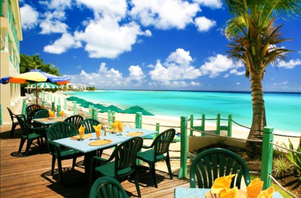 Coral Mist Beach Hotel Бриджтаун Екстериор снимка