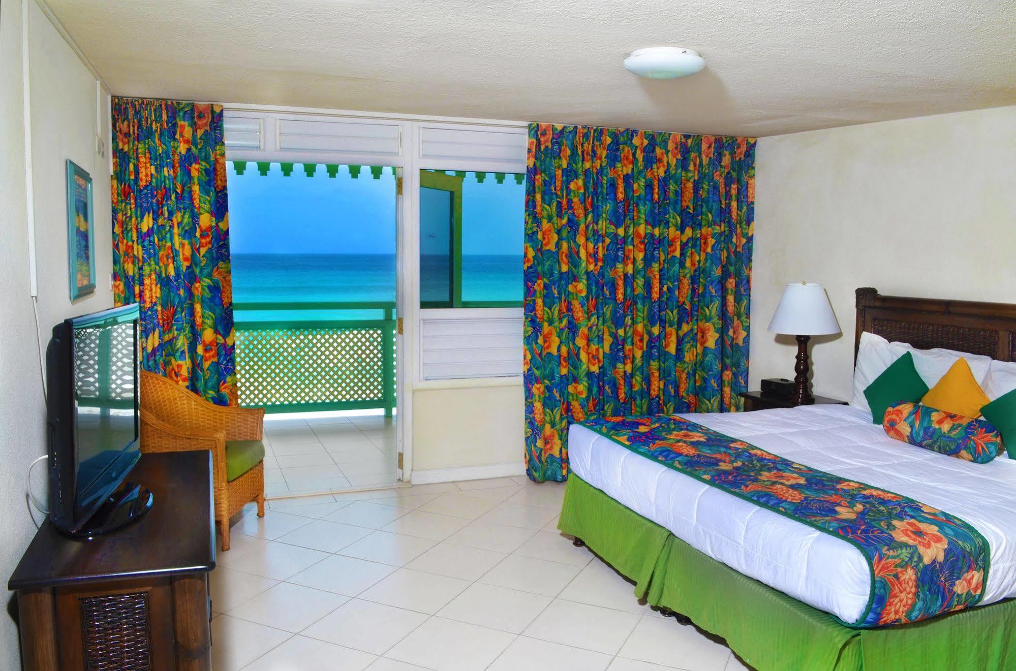 Coral Mist Beach Hotel Бриджтаун Екстериор снимка