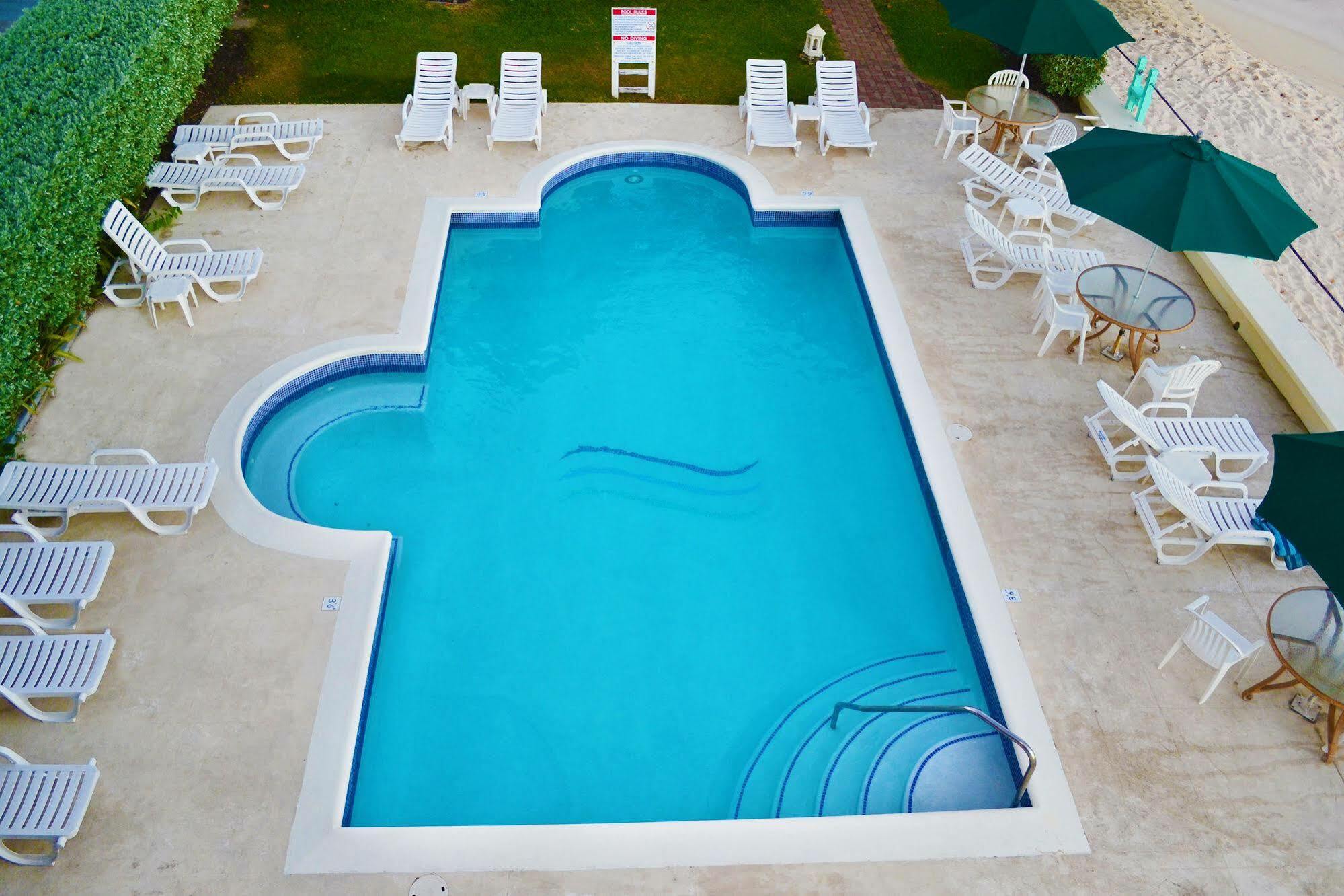 Coral Mist Beach Hotel Бриджтаун Екстериор снимка